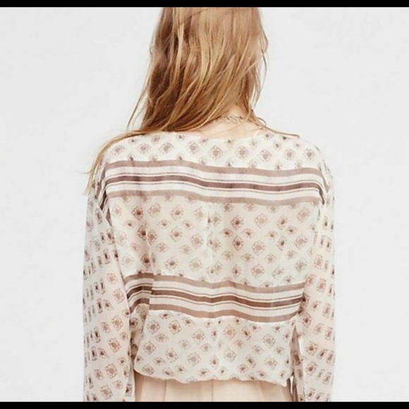 Free People One Peasant Top, size medium - Picture 4 of 10